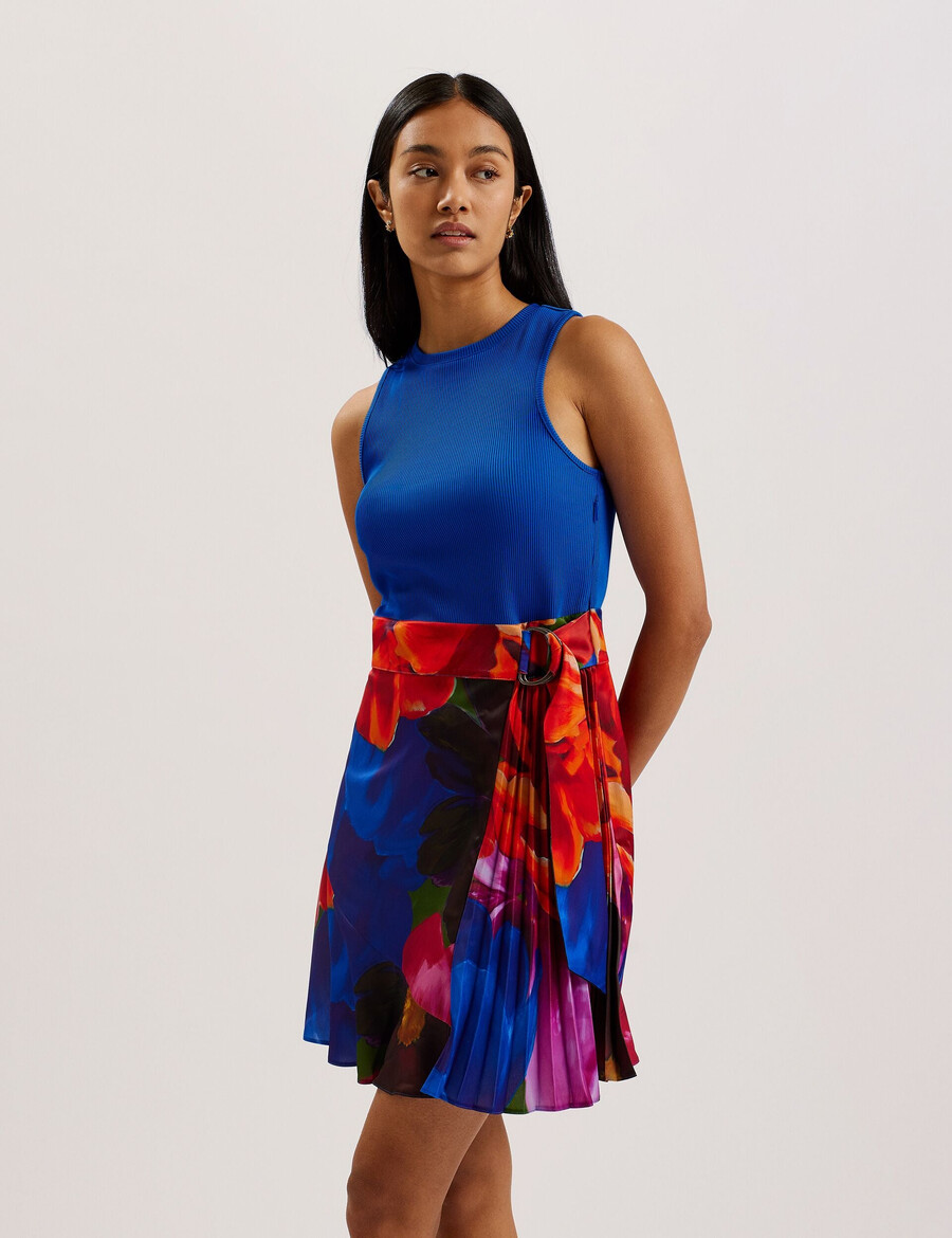 sandiyy - vestido mini plisado estampado con cuerpo de punto