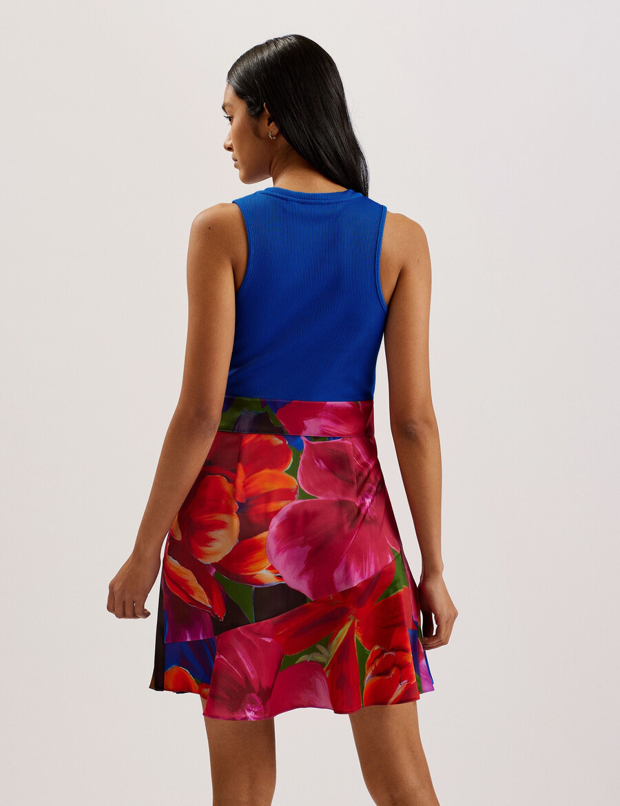 sandiyy - vestido mini plisado estampado con cuerpo de punto