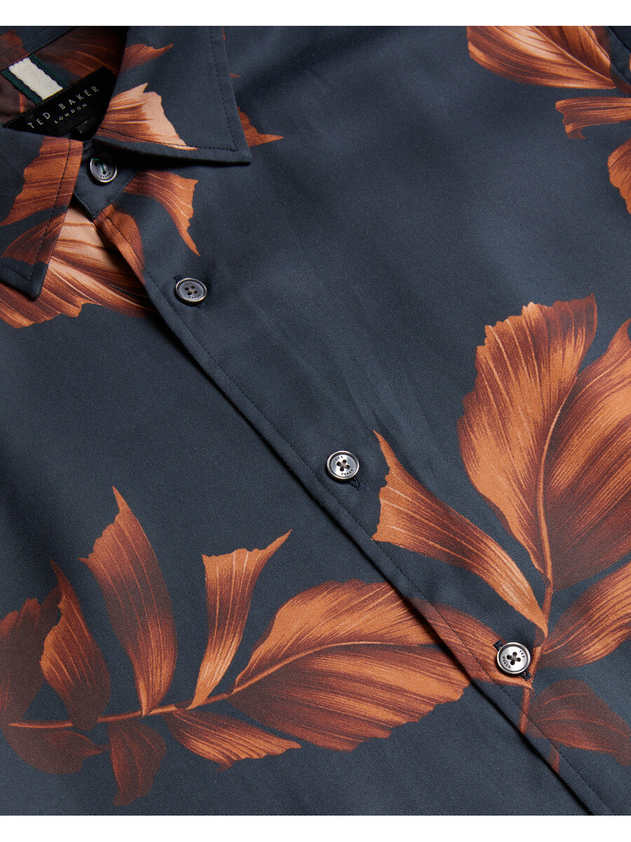 coltons - camisa de lyocell de manga larga con estampado de hojas