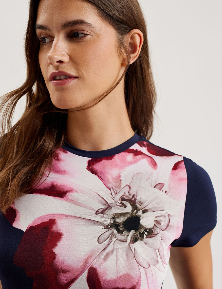 louannn - camiseta ajustada de cuello redondo con estampado de colocación