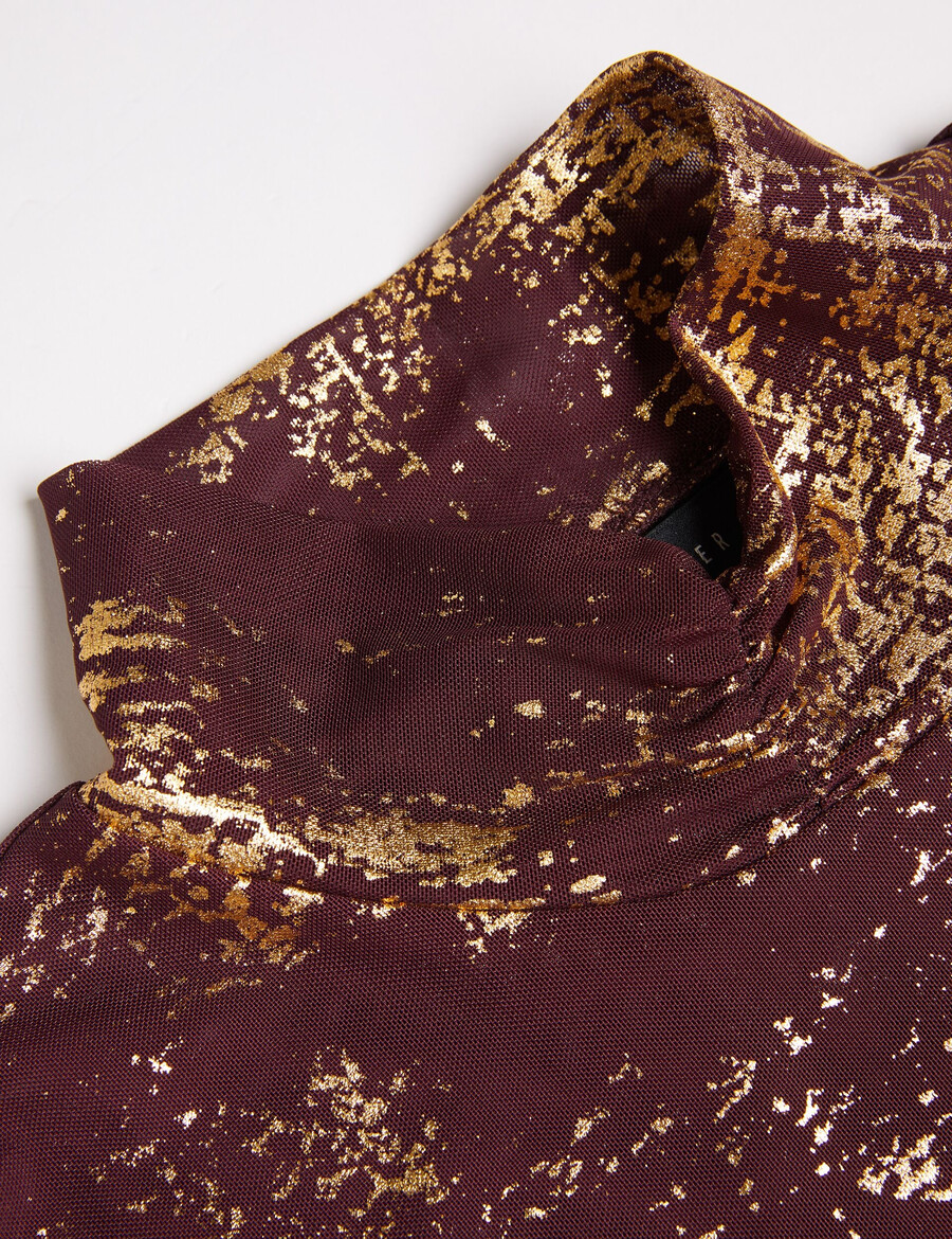 sofiy - top de cuello alto de malla con estampado metalizado